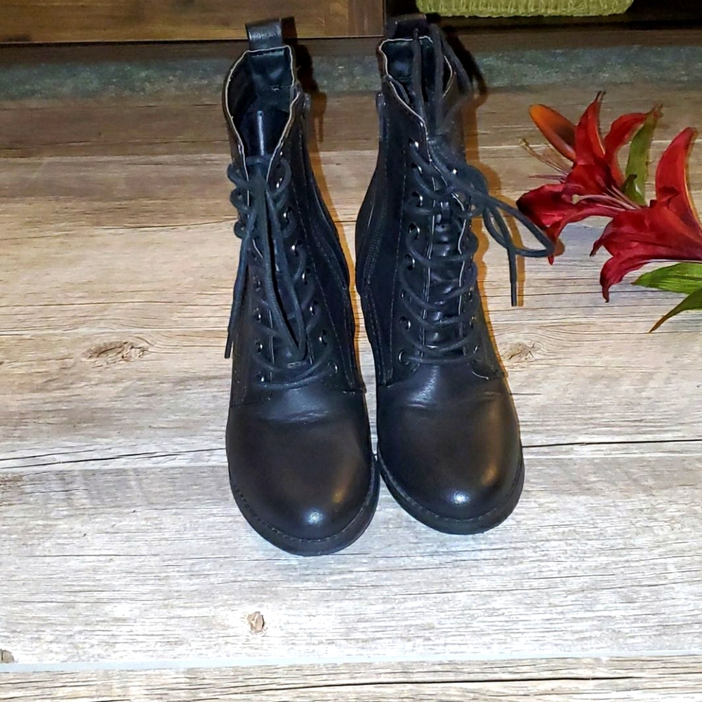 Candies Boots